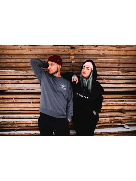 Abel and Cécile wear the 'Love Yourself' beanie for men and women by swiss streetwear brand bastonnade clothing.