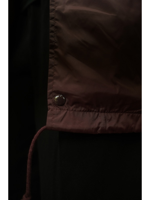 Détails de la coach jacket/veste 'Dead Heart' pour hommes et femmes de la marque suisse streetwear bastonnade clothing.