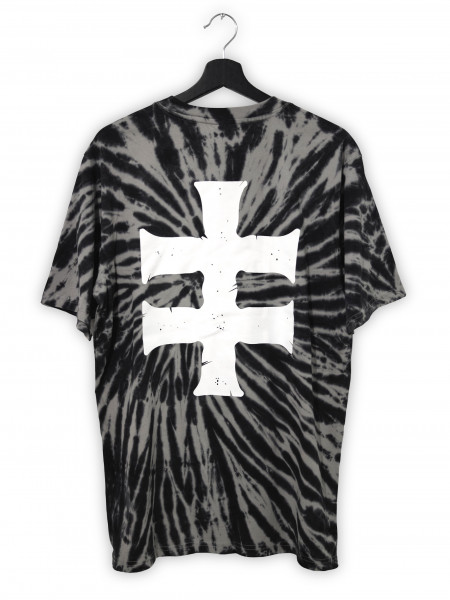Back of the 'CROSS' tee for men and women by swiss streetwear brand bastonnade clothing.